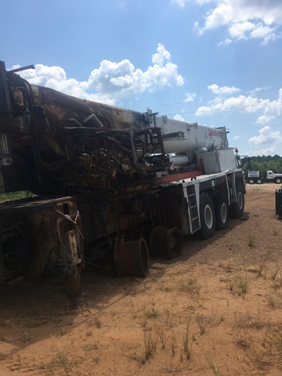 Export Logistics & Shipping, Inc. inspects LinkBelt ATC3200 crane for repairs needed